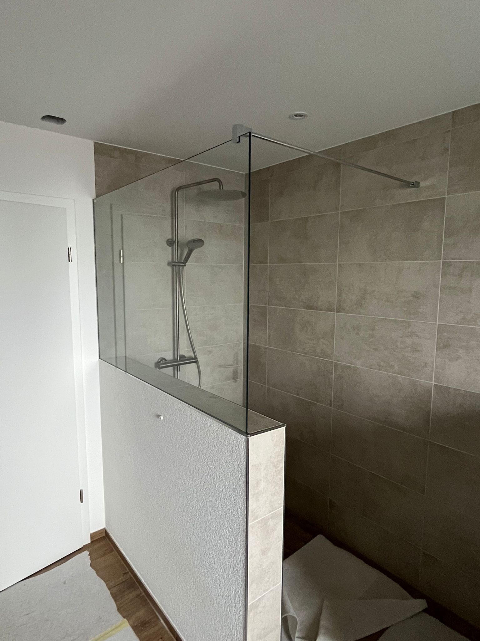 Walk-In auf Brüstung